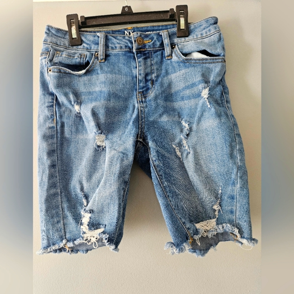 NY&C distressed jean shorts